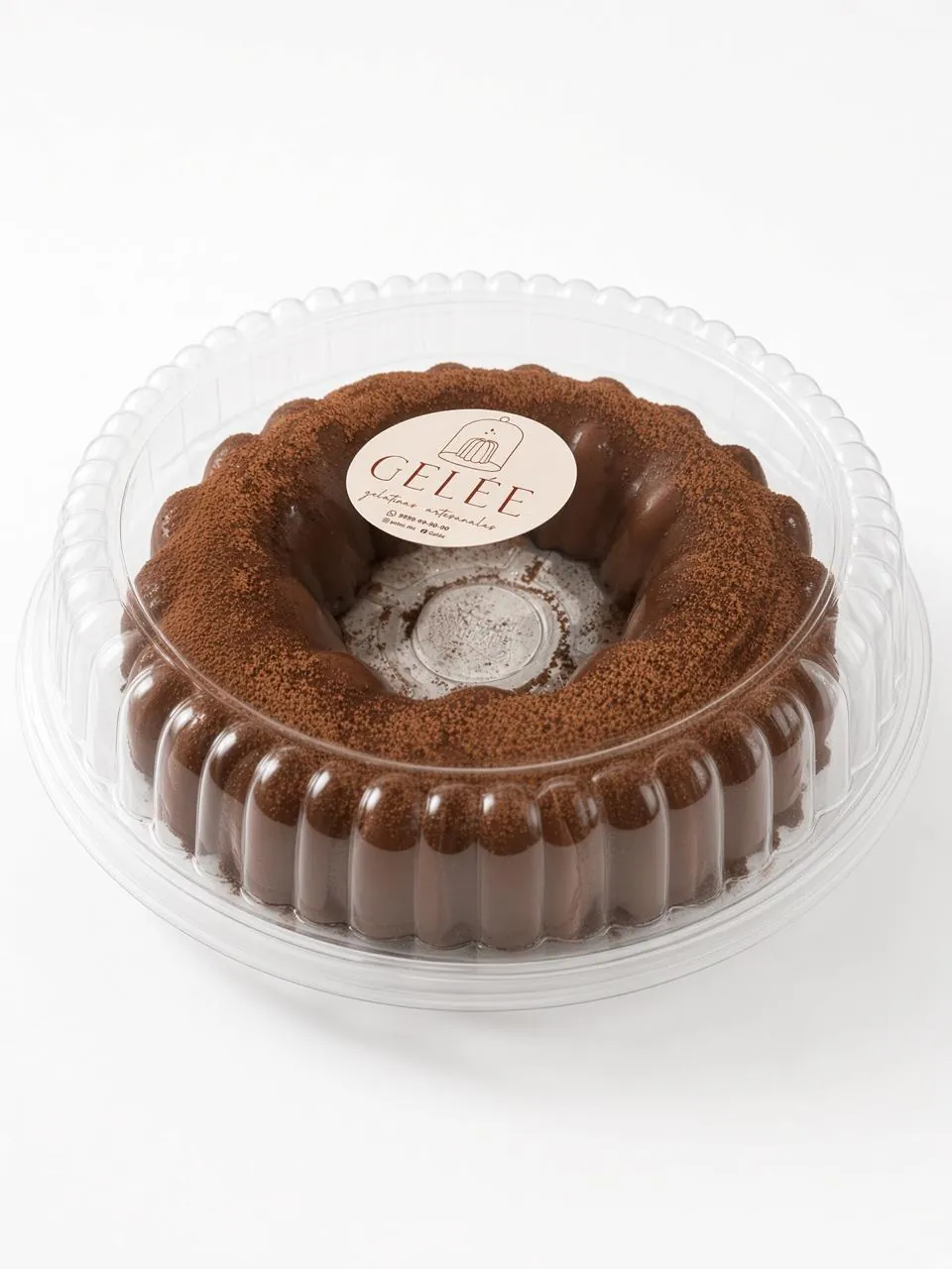 Detalle de la etiqueta de GELÉE sobre la tapa de una gelatina